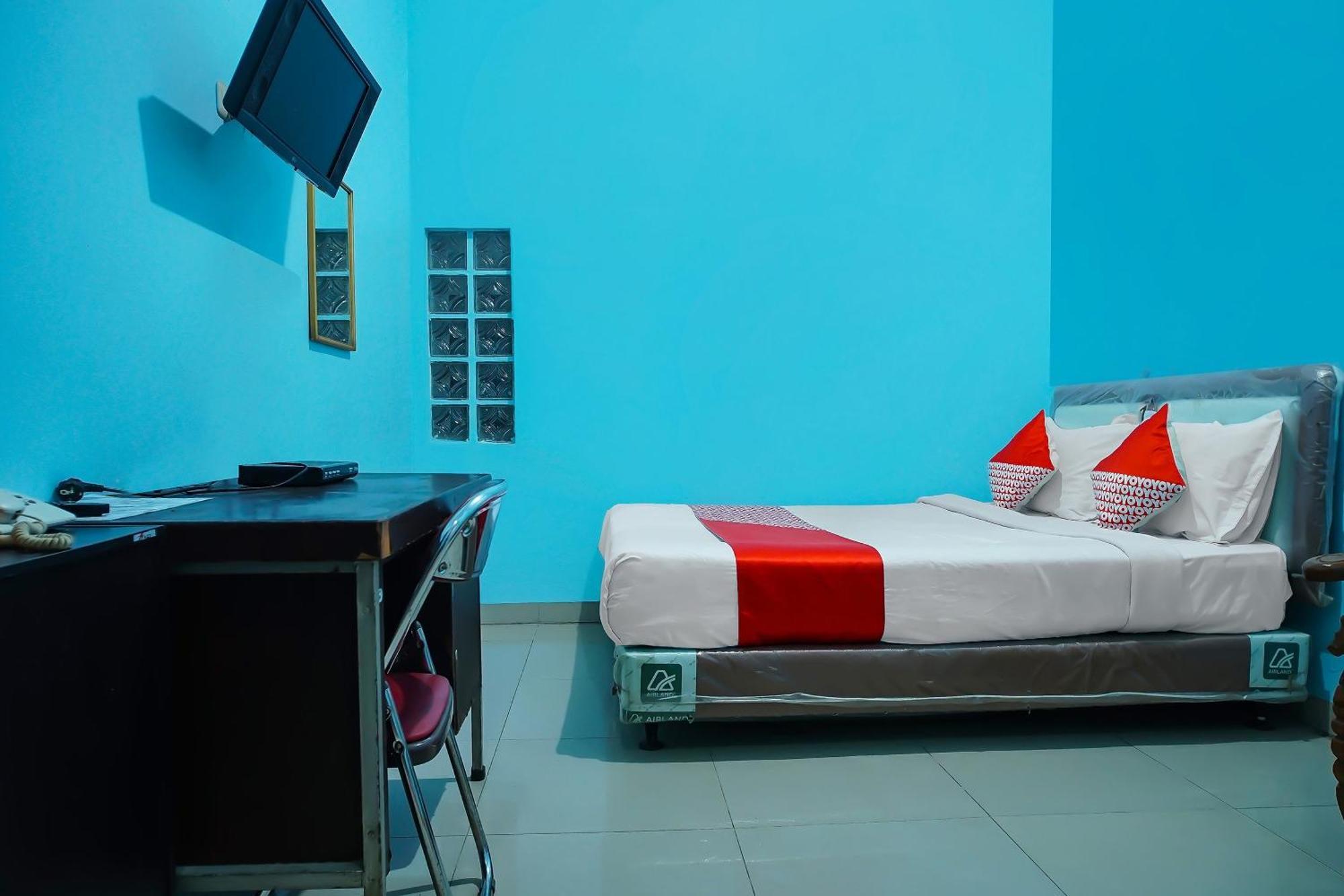Oyo 92577 Hotel Sidikalang Near Kejaksaan Negeri Dairi Εξωτερικό φωτογραφία